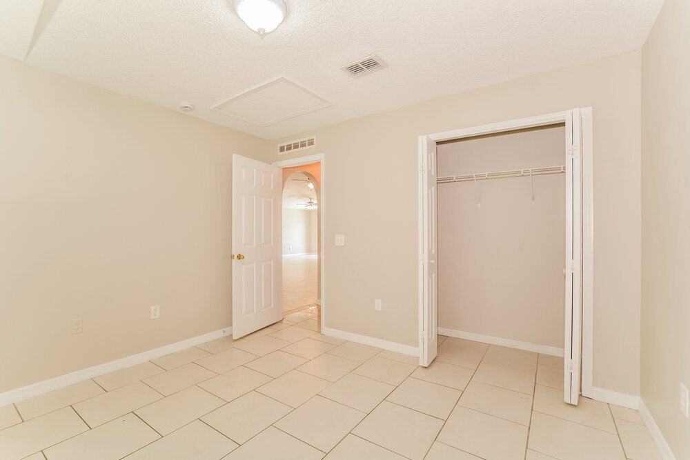 Building Photo - 5070 Silver Thistle Ln
