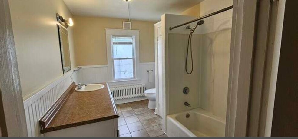 Bathroom - 5 Maple Ter