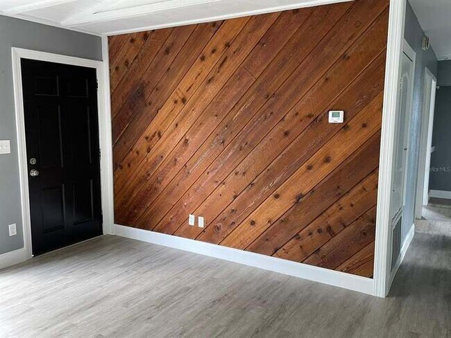 Building Photo - 1305 Overdale St