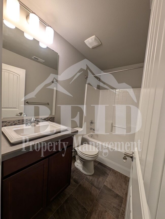 Building Photo - 3887 Portside Dr