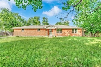 Building Photo - 2630 Pasteur Ave