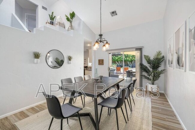 Building Photo - 79150 Ocotillo Dr