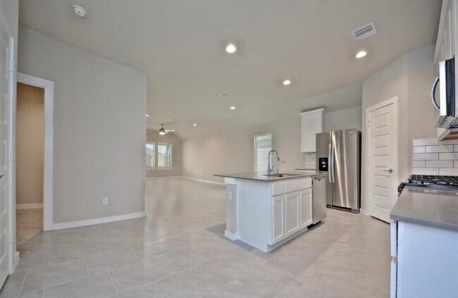 Building Photo - 7430 Victoria Brook Trace