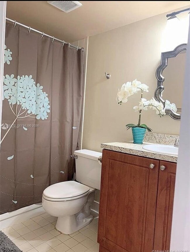 Building Photo - 6205 SW 131st Ct