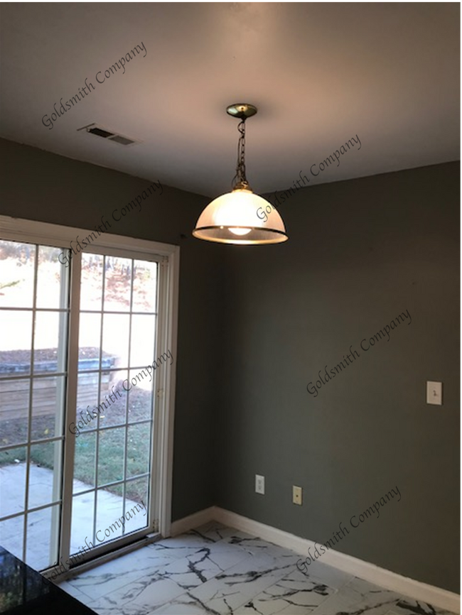 Building Photo - "Spacious 4-Bed Gem in Mauldin with Granite Kitchen & Cozy Fireplace!"