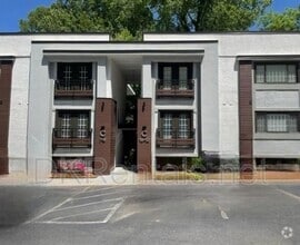 Building Photo - 1445 Monroe Dr NE