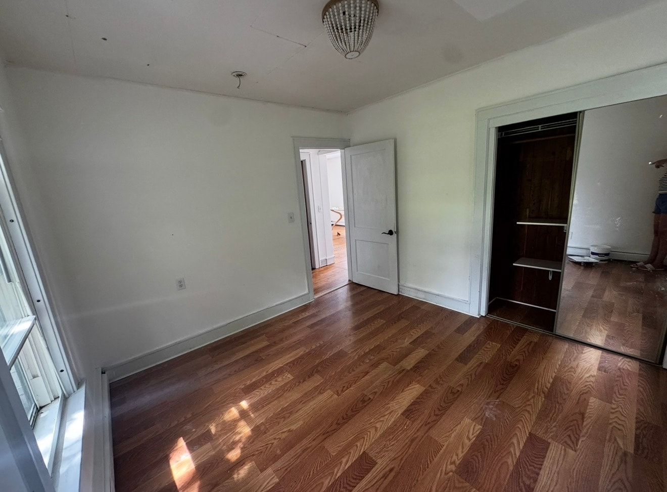2* bedroom - 47 E Gilson Ave