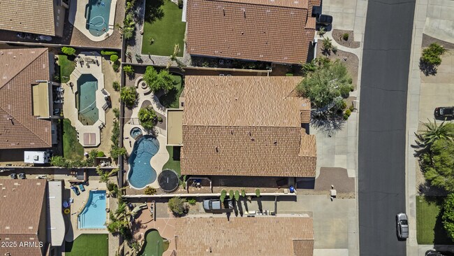 Building Photo - 9733 W Hedge Hog Pl