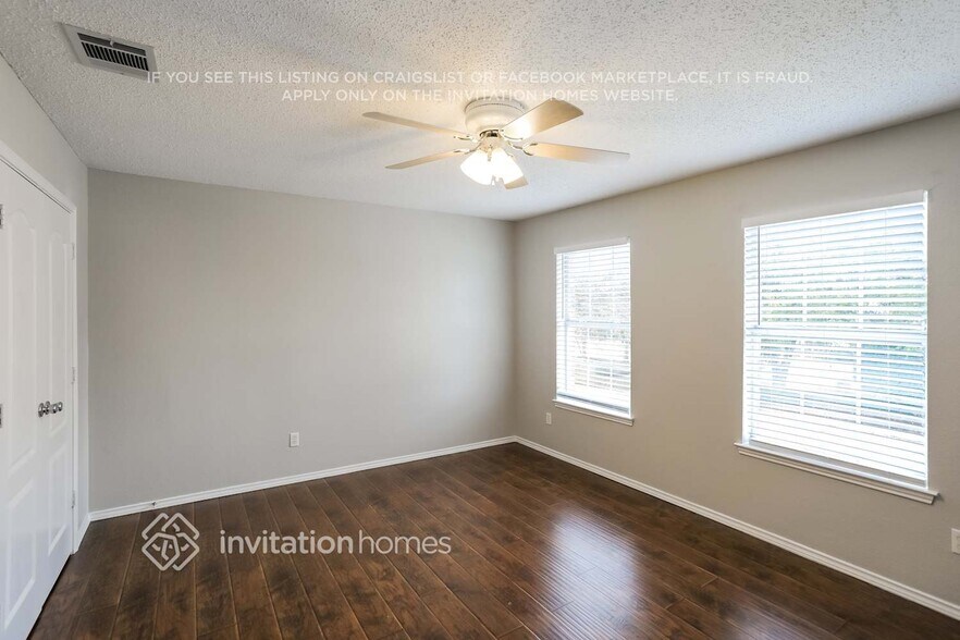 Building Photo - 708 Meadowgate Dr