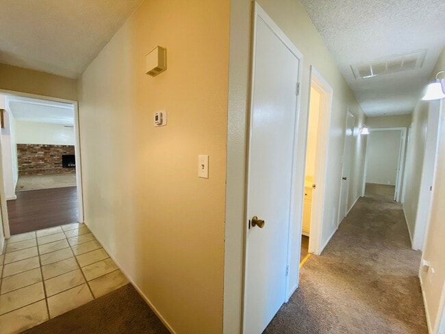 Building Photo - $2,395 Herndon & First, Spacious 4 Bedroom...