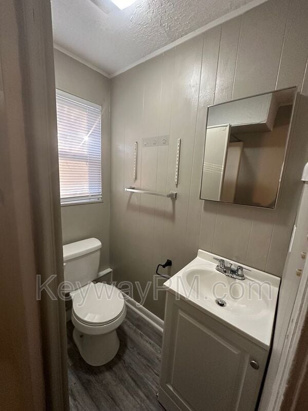 Building Photo - 116 Argyle Ave