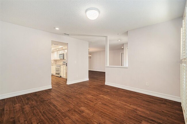 Building Photo - 505 Cullen Ct