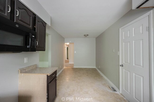 Building Photo - 3026 Osceola Ln