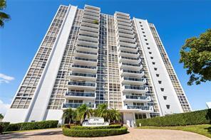 Building Photo - 2701 N Ocean Blvd