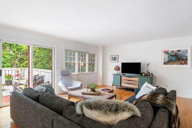 Building Photo - 29 Wainwright Rd