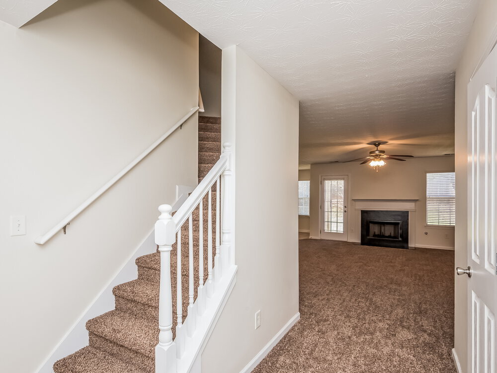 Building Photo - 70 Stony Oak Dr