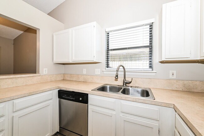 Building Photo - 7790 Collins Ridge Blvd