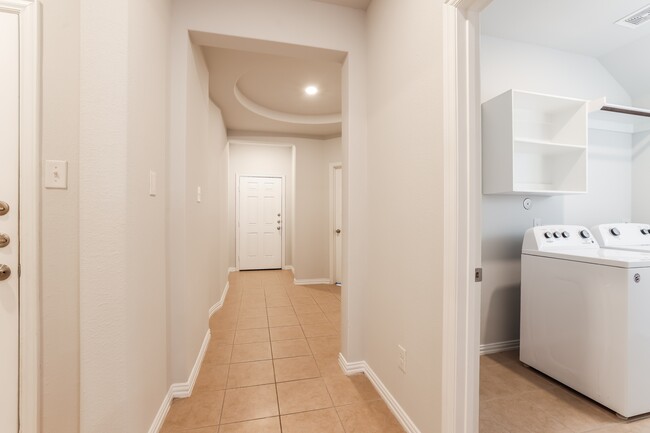 Building Photo - 16130 Barge Way