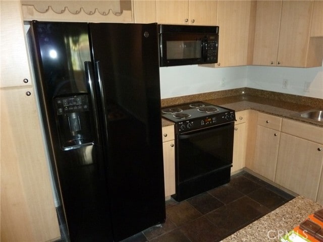 Building Photo - 488 E Ocean Blvd