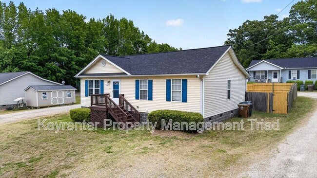 Building Photo - 1608 Mcpherson St