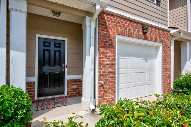 Building Photo - 3619 Brycewood Dr
