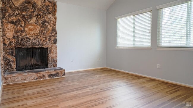 Building Photo - 108 Scotia Ln