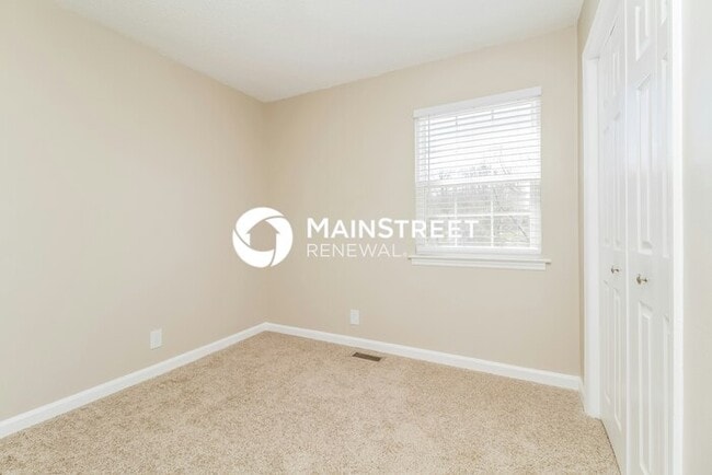 Building Photo - 3 Bedroom Pet-Friendly Home in Nashville, ...