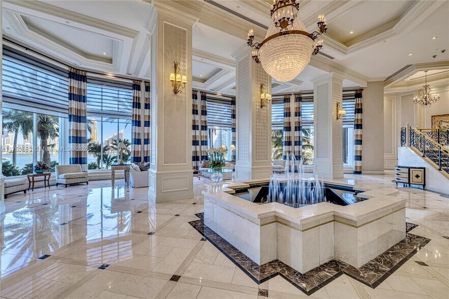 Building Photo - 2600 Island Blvd