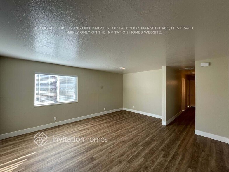 Building Photo - 7560 Circuit Dr