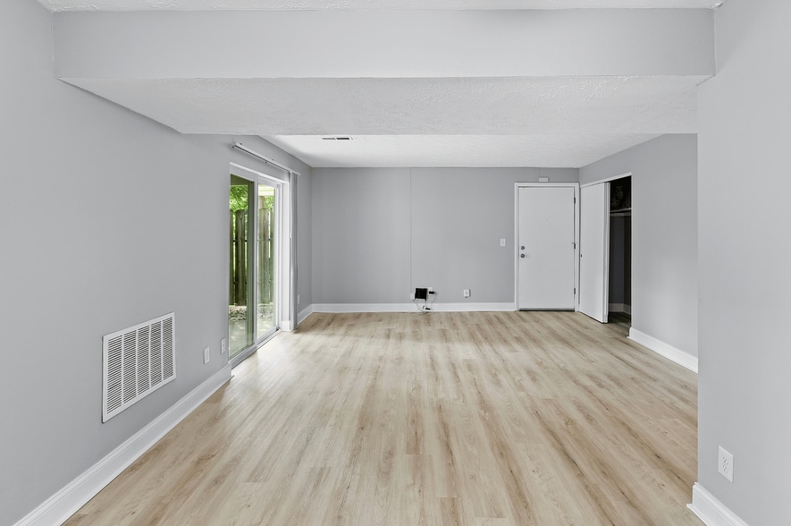 Open Concept - Mariemont Woods