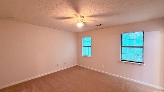 Building Photo - 2681-87 Parkside Way
