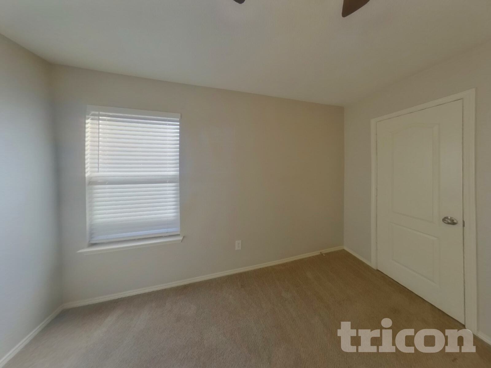 Building Photo - 5417 Elk Ridge Dr