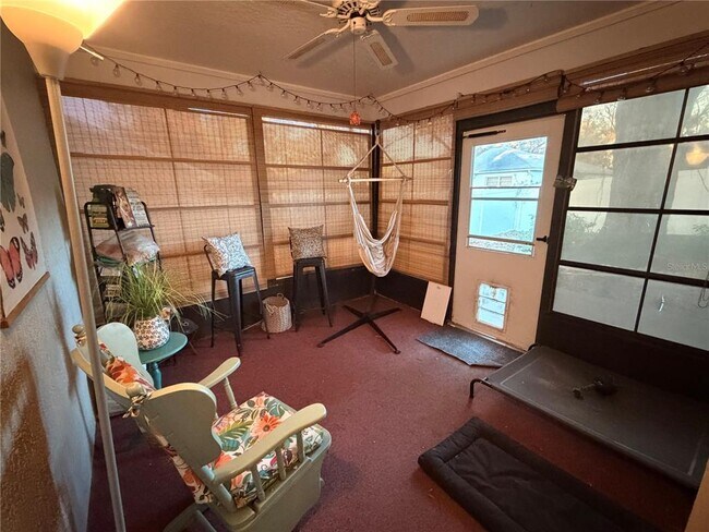 Building Photo - 7308 Fairwood Ave