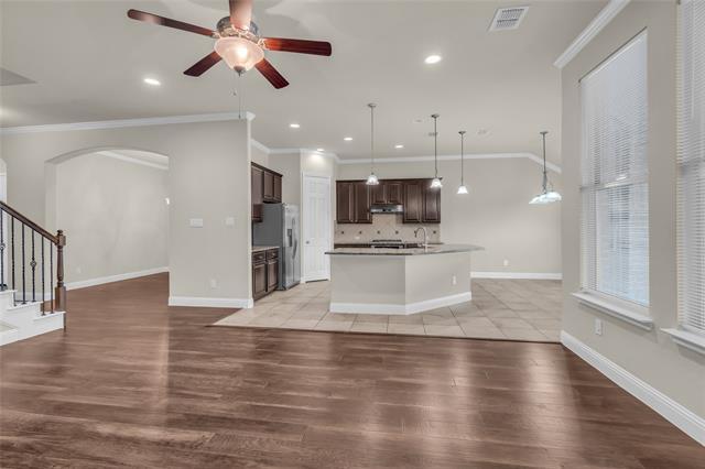 Building Photo - 6801 Cambridge Dr