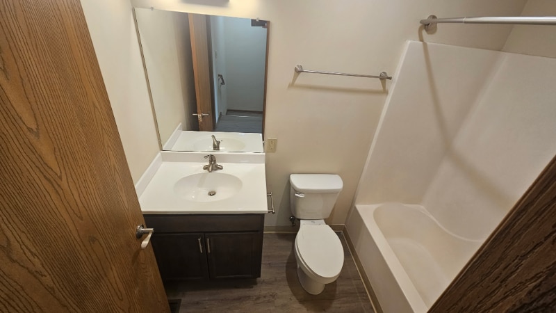 Building Photo - 5233 Chesterfield Ave