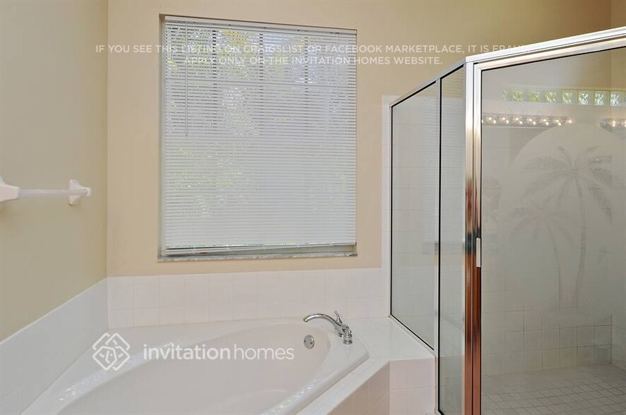 Building Photo - 11238 Primrose Cir