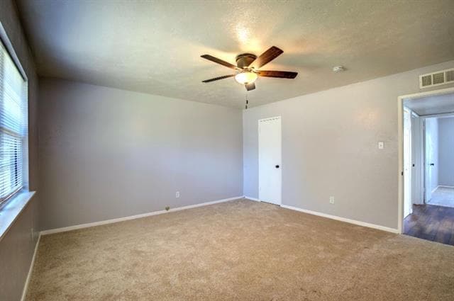 Building Photo - 713 Meadow Mead Dr