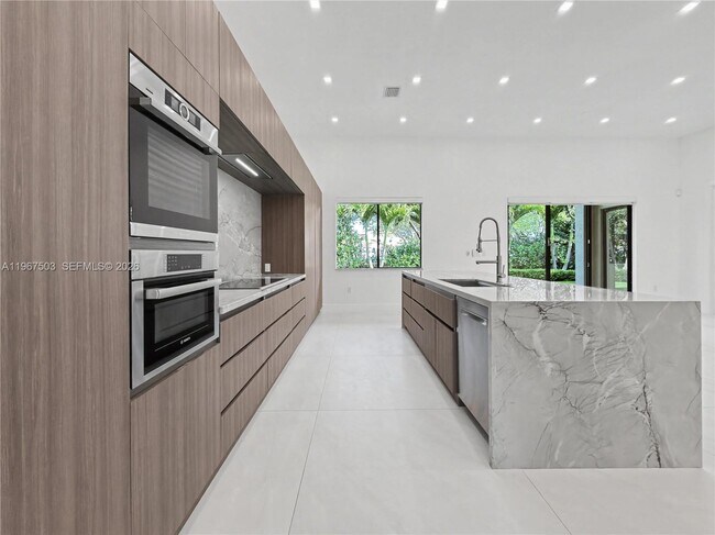 Building Photo - 7733 SW 193rd St