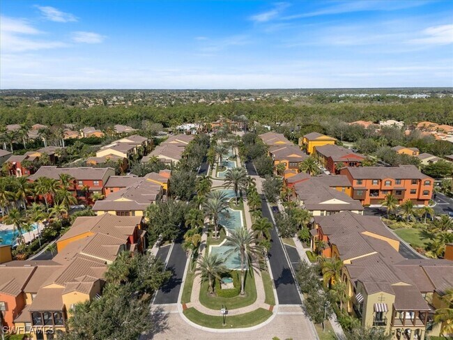 Building Photo - 9091 Covina Dr S