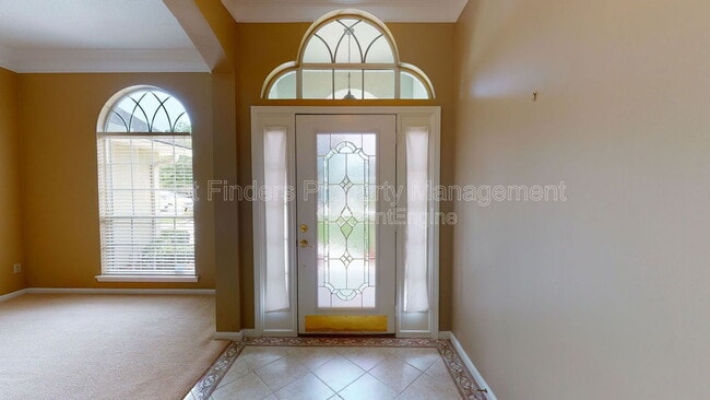 Building Photo - 11861 Lake Fern Dr