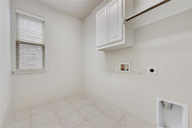 Building Photo - 8237 Centipede Ct