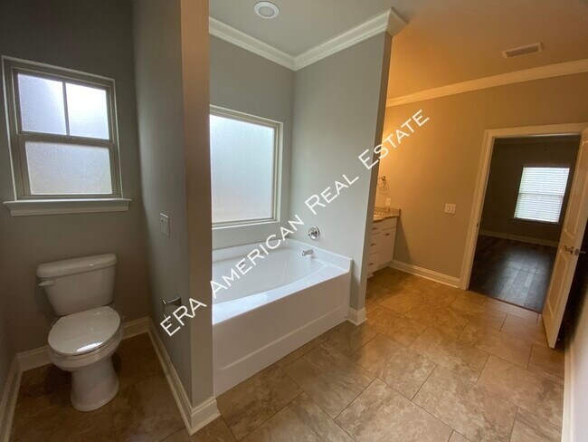 Building Photo - 8435 Nevada St
