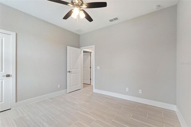Building Photo - 3506 Lookout Ln