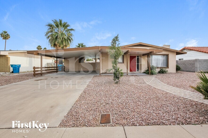 Building Photo - 4237 W Brown St