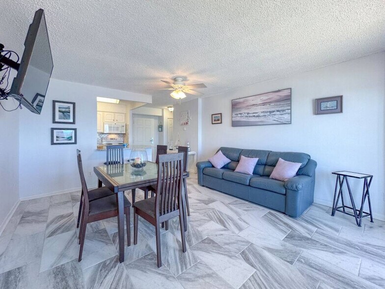 Building Photo - 303 Atlantic Ave