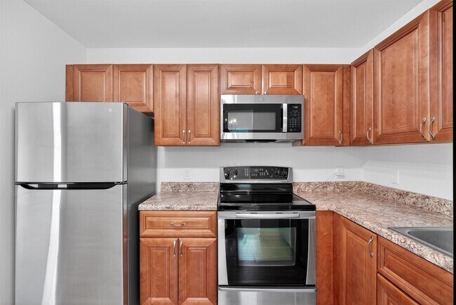 Building Photo - 16 Scarborough Ln