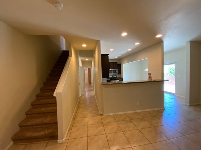 Building Photo - 4 Bedroom Home Available in Juan Tabo Hills!
