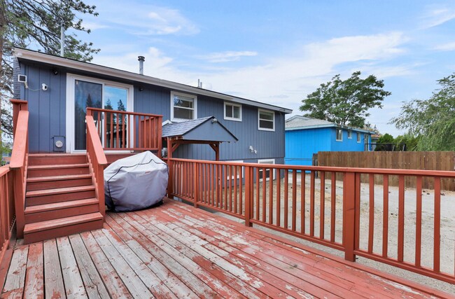 Building Photo - Charming Unfurnished Spokane Home with Large Shop in a Prime Northwest - Unfurnished