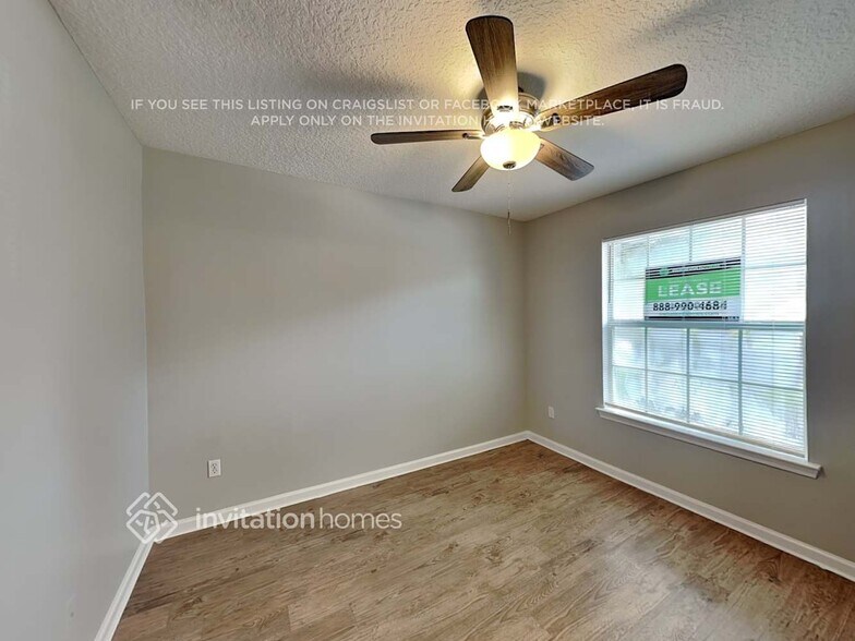 Building Photo - 1100 Andrea Way