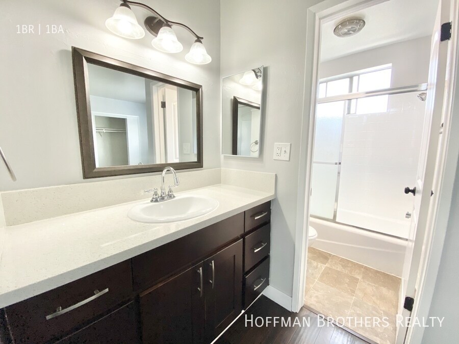 Building Photo - 5741 Virginia Ave